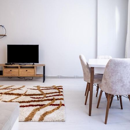Fully Equipped Cozy Home In Kadikoy イスタンブール エクステリア 写真